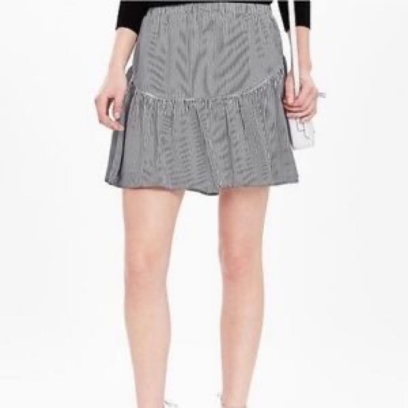 BANANA REPUBLIC Striped Mini Skirt - Picture 1 of 7